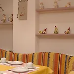 Hotell Garni Oasi 3*