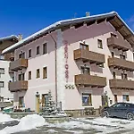 Garni Oasi Hotell Livigno